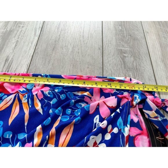 Boutique Hawaiian floral wraparound miniskirt size S - Picture 5 of 6